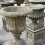 Urns